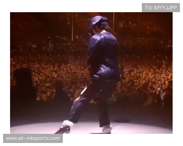 杰克逊季后赛表现亮眼，潜力新星闪耀舞台